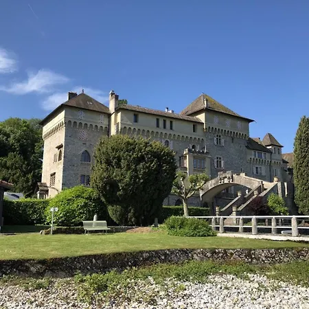 Chateau De Tourronde